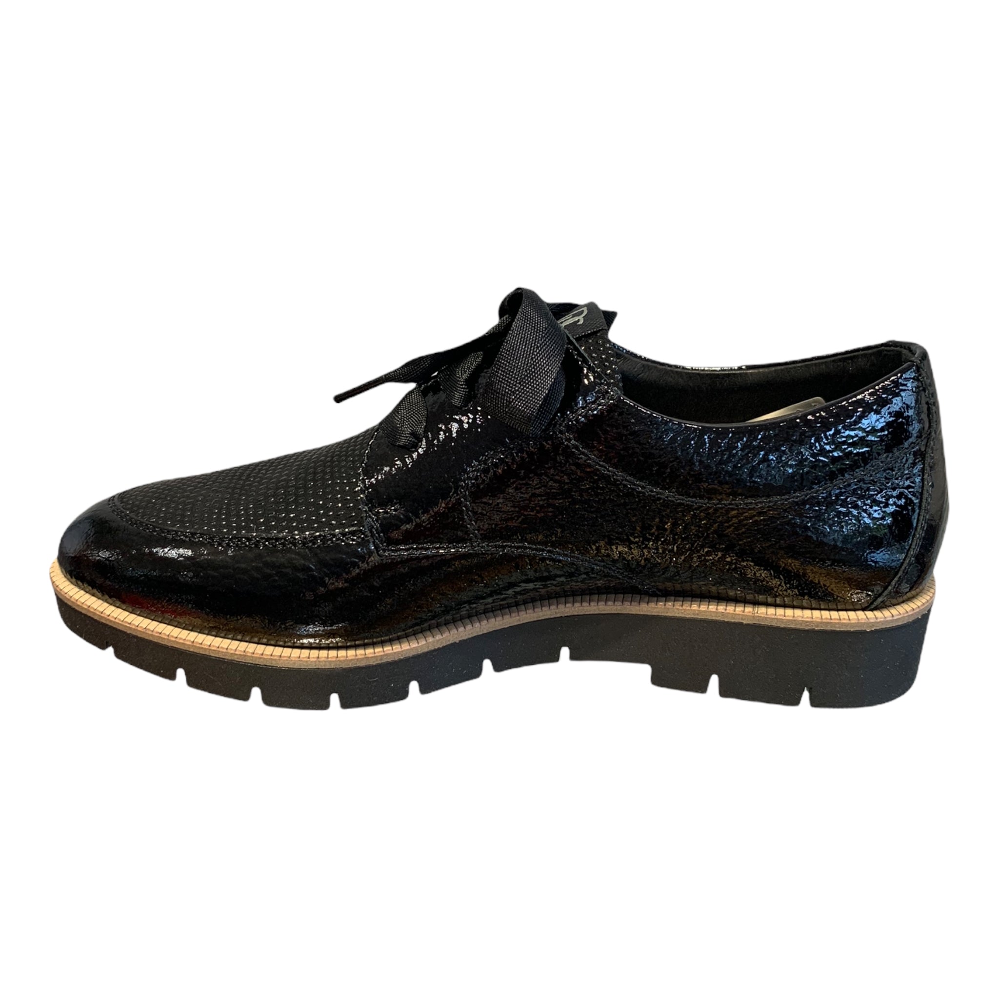 DL Sport Lacing Shoe Black Patent - Size 7.5